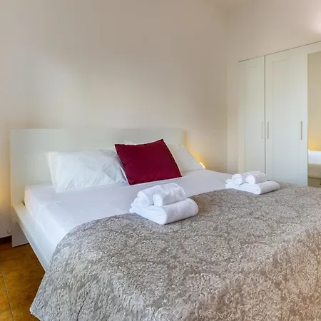 Con 2 Vicino Al Mare *