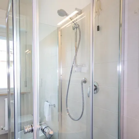 Con 2 Vicino Al Mare *