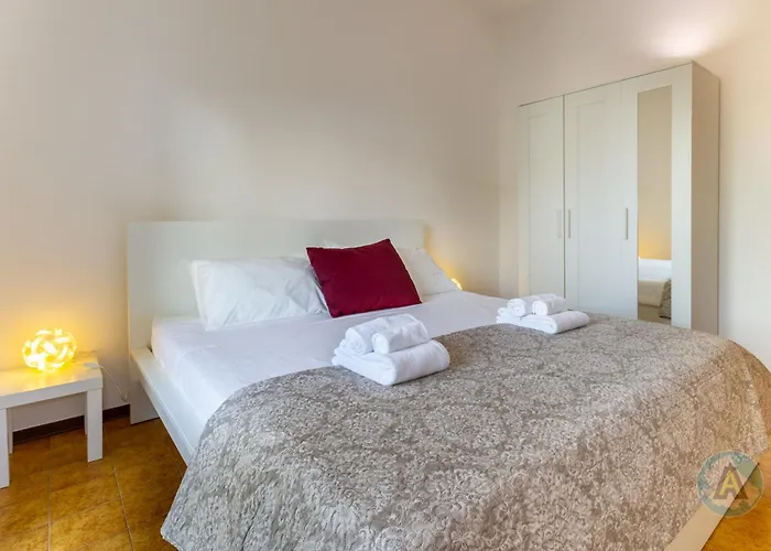 Con 2 Vicino Al Mare *