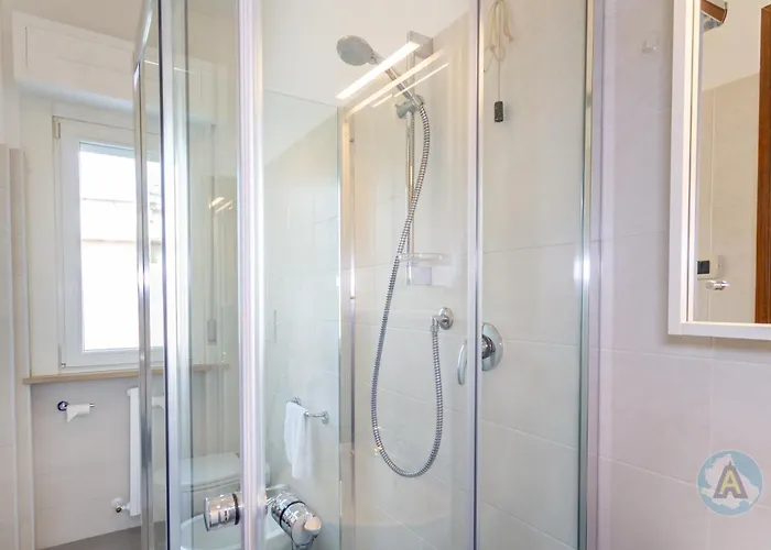 Con 2 Vicino Al Mare *